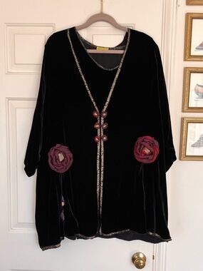 2-Piece Giselle Shepatin Velvet Roses Jacket and Top, Size 2X